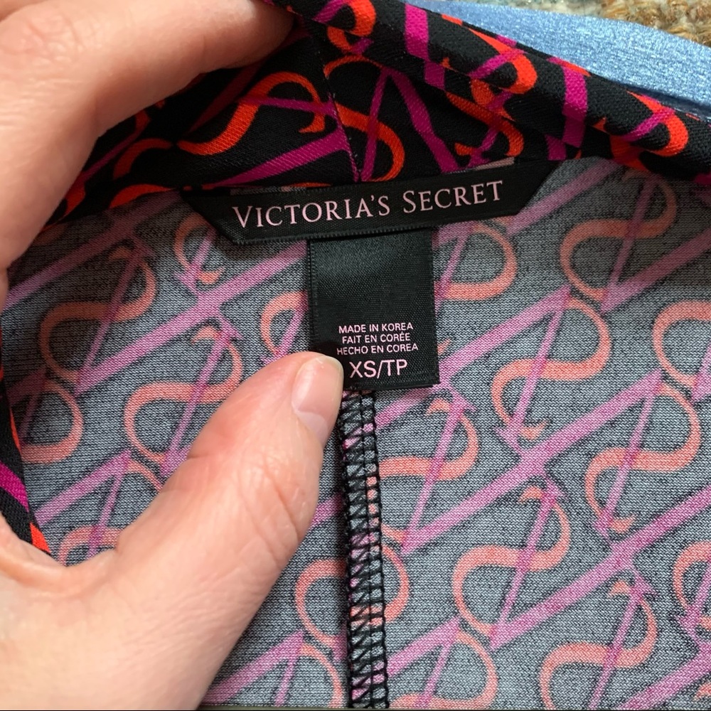 Victoria's Secrets dress - Picture 4 of 7
